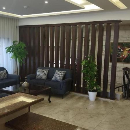 Black Iris Hotel Madaba Exterior foto