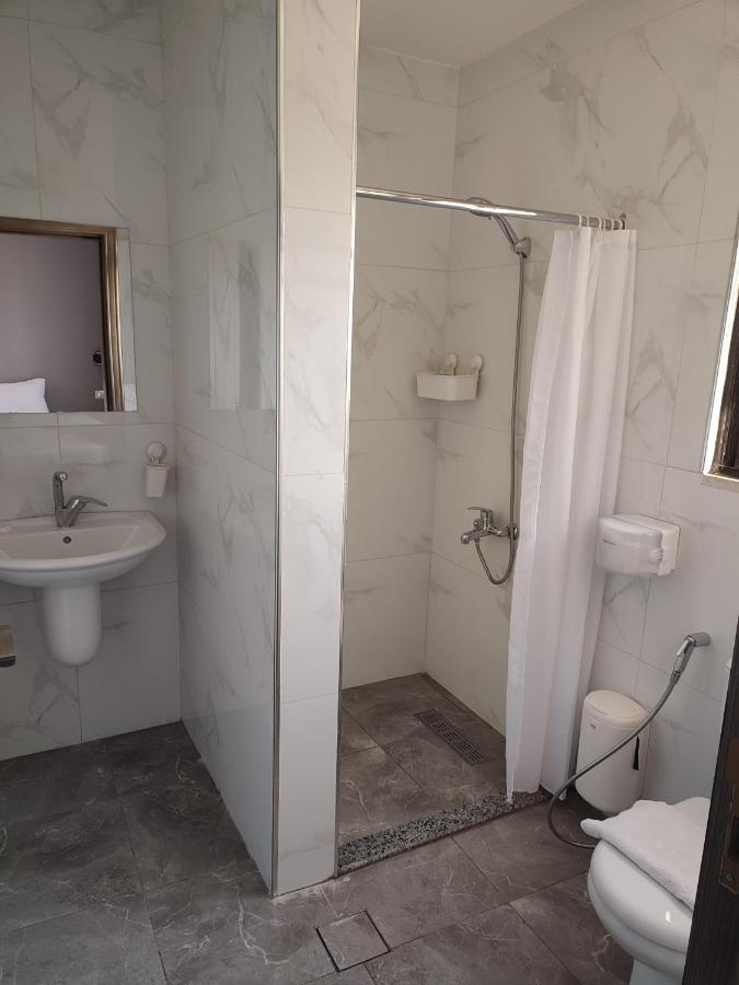 Black Iris Hotel Madaba Exterior foto